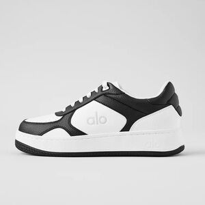 ALO  recovery mode sneaker